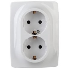 Розетка 2X2P+E Schuko со шторками , 16А-250В, Эра12, Al+Cu белый