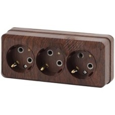 Розетка 3х2P+E, 16А-250В, ОУ, Quadro, венге